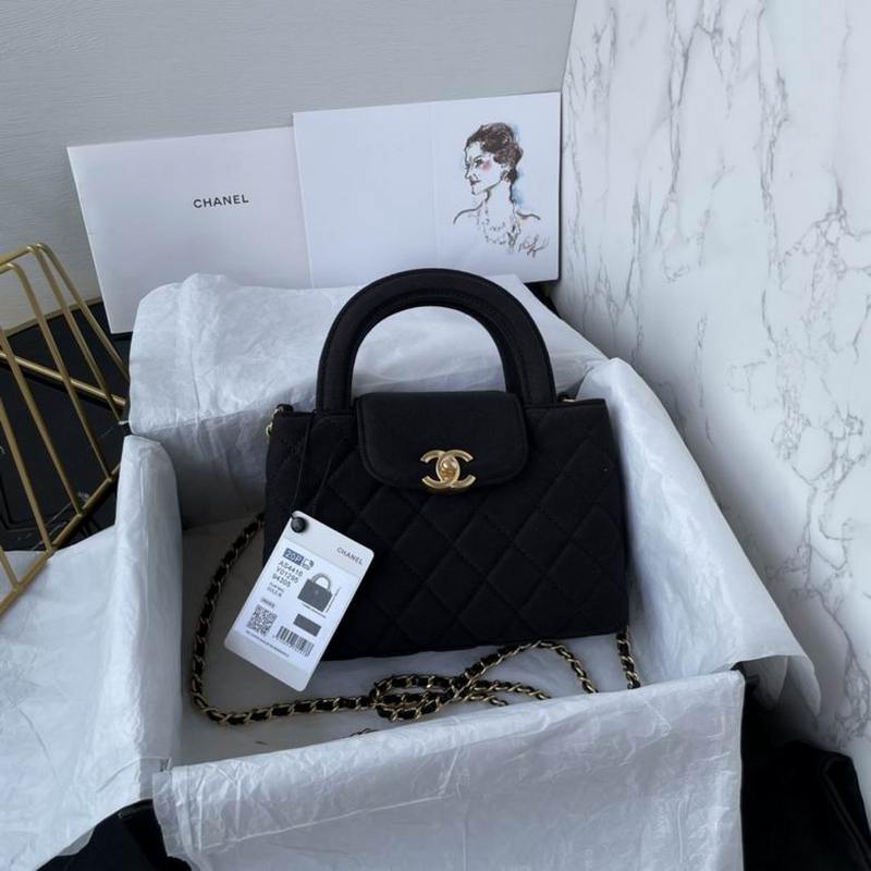 Chanel Handbags 607